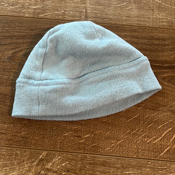 Buttery soft matching set 0-3 with bonus hat - Picture 5 of 6